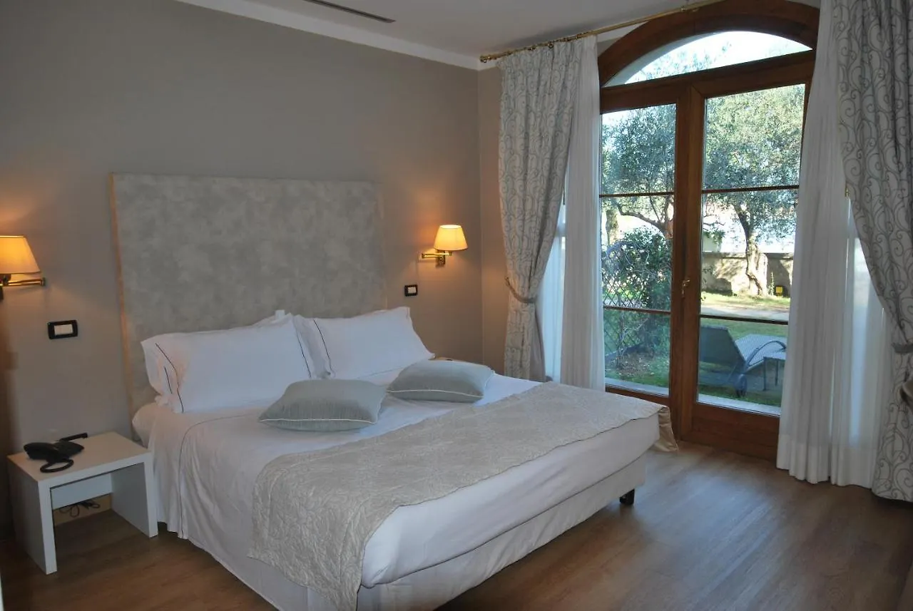 ****  Hotel Villa Maria Au Lac - Estella Hotels Italia Toscolano Maderno Italien