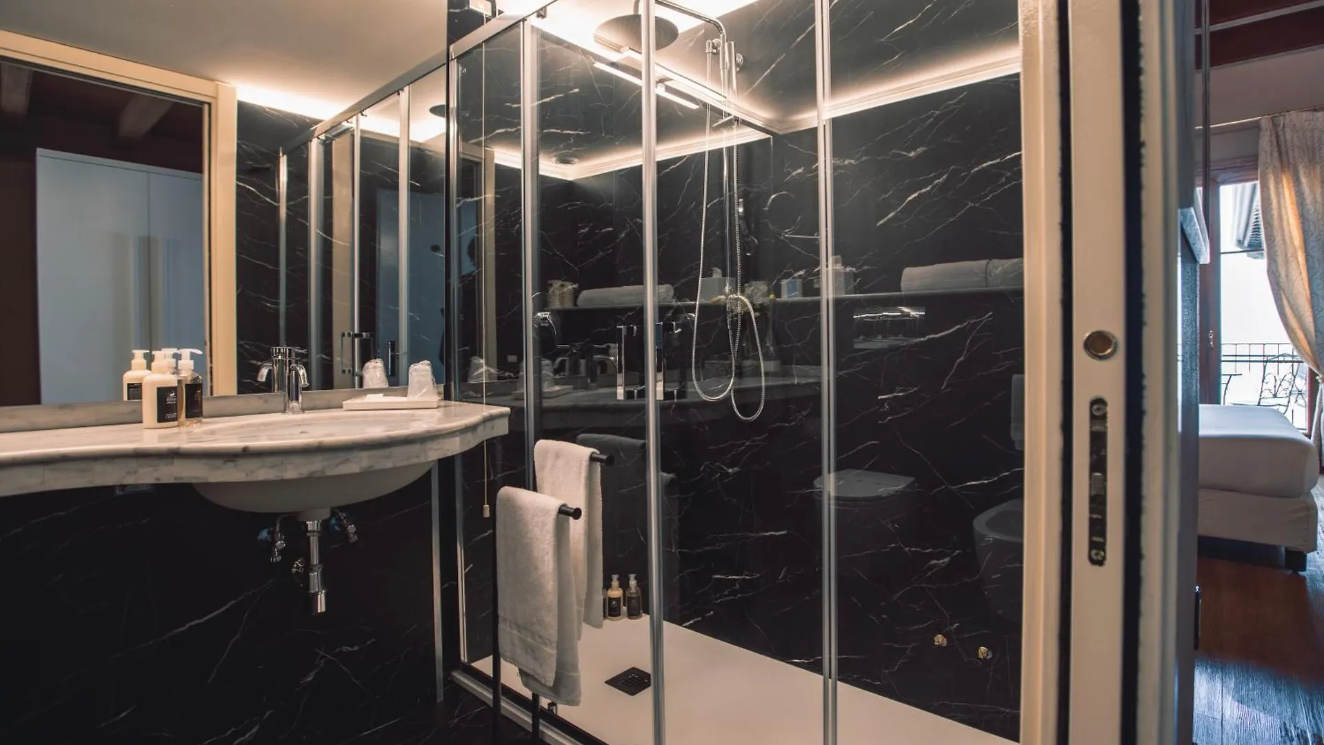 ****  Hotel Villa Maria Au Lac - Estella Hotels Italia Toscolano Maderno Itálie