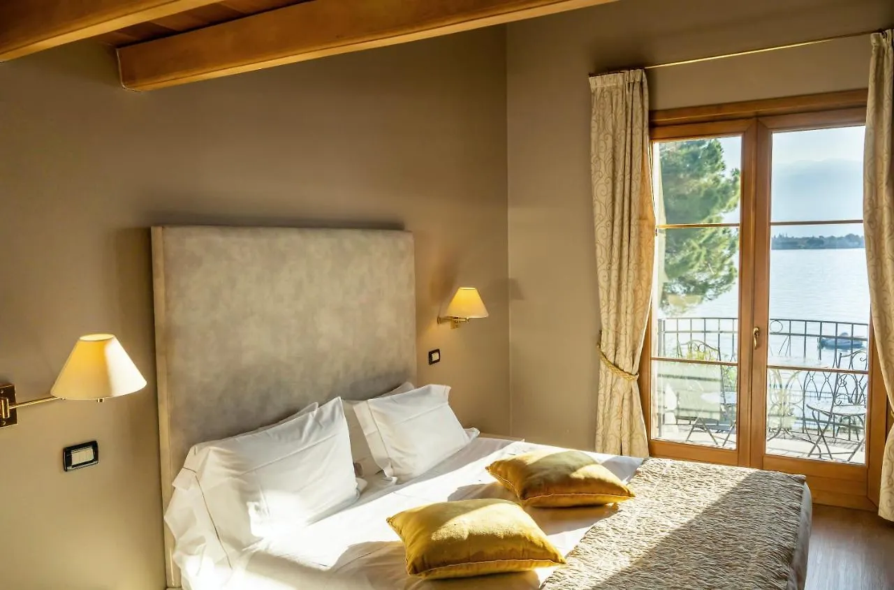 ****  Hotel Villa Maria Au Lac - Estella Hotels Italia Toscolano Maderno Italië